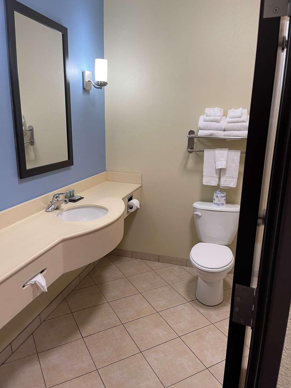 Best Western Coffeyville Central Business District Inn And Suites Zewnętrze zdjęcie