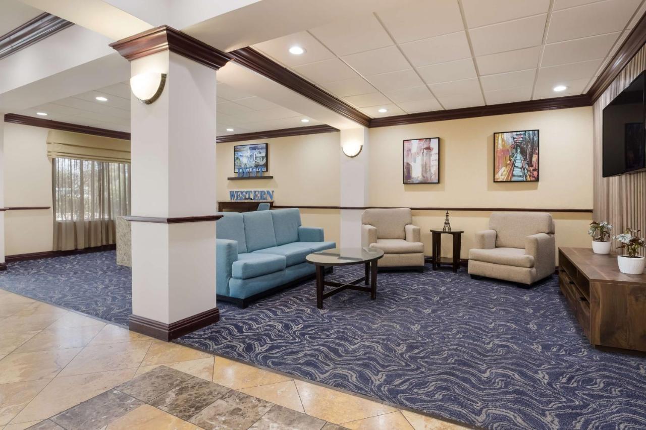 Best Western Coffeyville Central Business District Inn And Suites Zewnętrze zdjęcie